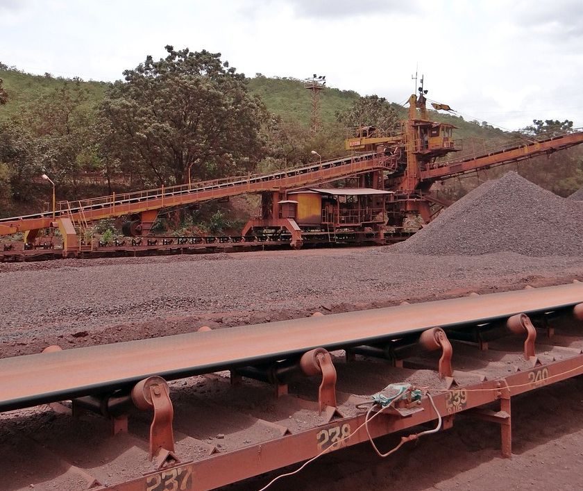 China data boosts iron ore futures, traders optimistic